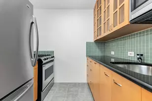 250 W 90th St, New York City, NY 10024 - Photo 3