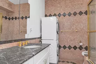 167 E 61st St, New York City, NY 10065 - Photo 9