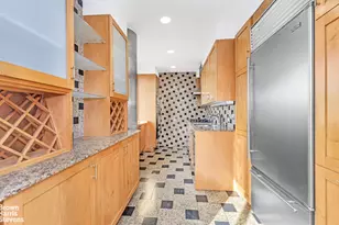 167 E 61st St, New York City, NY 10065 - Photo 5