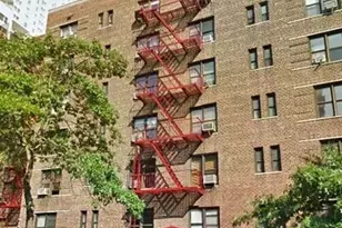 1420 York Ave, New York City, NY 10021 - Photo 7