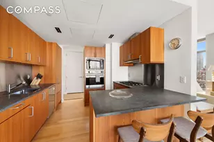 450 E 83rd St, New York City, NY 10028 - Photo 7