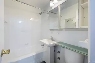 80 Knolls Crescent, New York City, NY 10463 - Photo 17