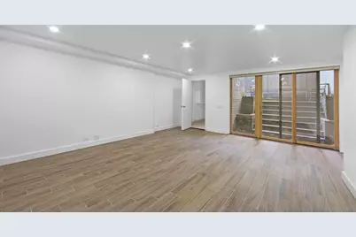 61 W 69th Street #GARDEN, New York City, NY 10023 - Photo 9