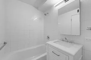 61 W 69th St, New York City, NY 10023 - Photo 7