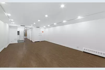 61 W 69th Street #GARDEN, New York City, NY 10023 - Photo 5