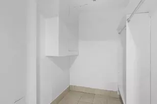 61 W 69th St, New York City, NY 10023 - Photo 11