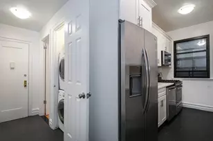 27 W 96th St, New York City, NY 10025 - Photo 3