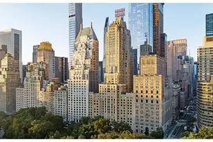 160 Central Park S, New York City, NY 10019 - Photo 13