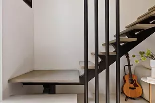 451 W 22nd St, New York City, NY 10011 - Photo 7