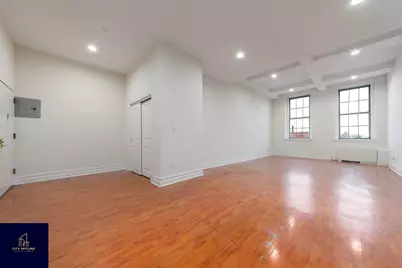 45-02 Ditmars Boulevard #515, New York City, NY 11105 - Photo 5