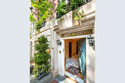 163 E 64th Street, New York City, NY 10065 - Photo 3