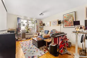 285 E 35th St, New York City, NY 11203 - Photo 7