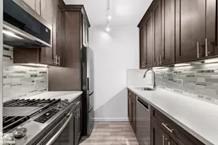 225 W 83rd St, New York City, NY 10024 - Photo 5