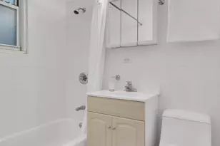 352 W 12th St, New York City, NY 10014 - Photo 5