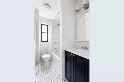 49 E 96th Street #4B, New York City, NY 10128 - Photo 9