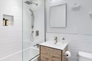 400 E 56th St, New York City, NY 10022 - Photo 11