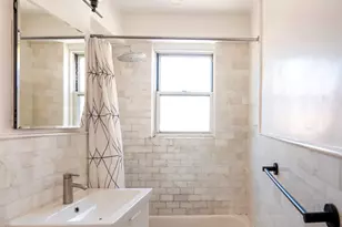 300 E 71st St, New York City, NY 10021 - Photo 7