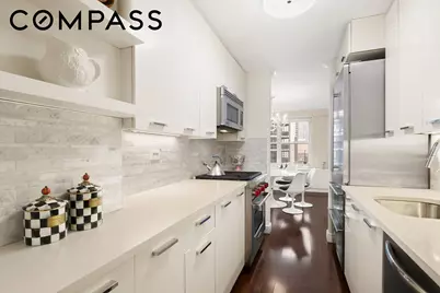 166 E 61st Street #15G, New York City, NY 10065 - Photo 5