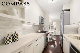 166 E 61st St, New York City, NY 10065 - Photo 5