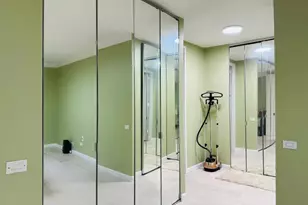 255 E 49th St, New York City, NY 10017 - Photo 5