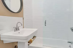 115 E 36th St, New York City, NY 10016 - Photo 9