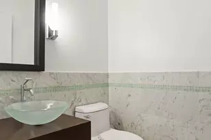 212 E 57th St, New York City, NY 10022 - Photo 7