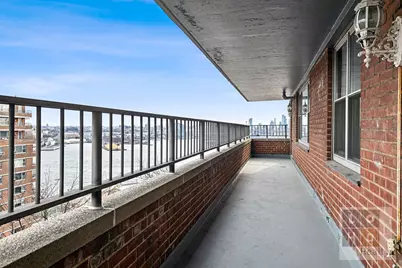 577 Grand Street #1904, New York City, NY 10002 - Photo 19