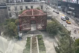 200 E 61st St, New York, NY 10065 - Photo 7