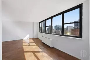 225 E 36th St, New York City, NY 10016 - Photo 5