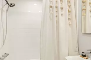 2166 Broadway, New York City, NY 10024 - Photo 11