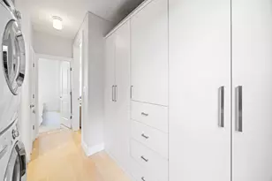 302 W 79th St, New York City, NY 10024 - Photo 11