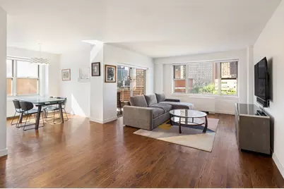 200 E End Avenue #7B, New York City, NY 10128 - Photo 1