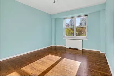 200 E End Avenue #7B, New York City, NY 10128 - Photo 9