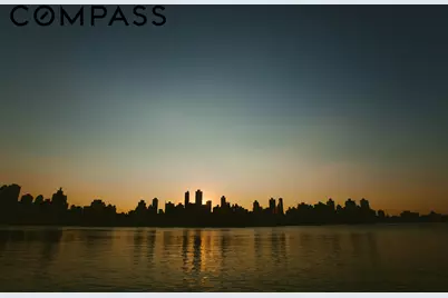 21-23 45th Road #2, New York City, NY 11101 - Photo 11