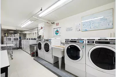 2250 Broadway #3N, New York City, NY 10024 - Photo 9