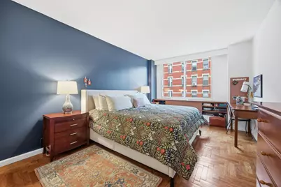 393 W 49th Street #2G, New York City, NY 10019 - Photo 11