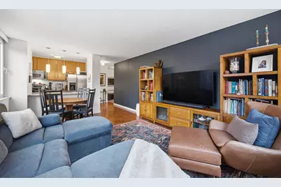 393 W 49th Street #2G, New York, NY 10019 - Photo 3