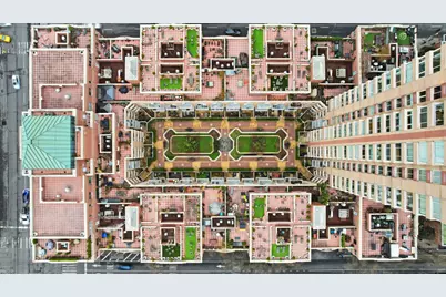 393 W 49th Street #2G, New York, NY 10019 - Photo 23