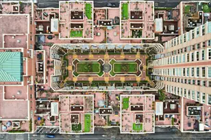 393 W 49th St, New York, NY 10019 - Photo 23