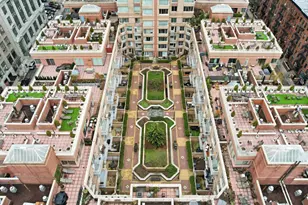 393 W 49th St, New York City, NY 10019 - Photo 23