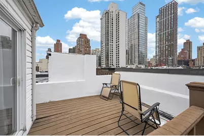 319 E 90th Street #1, New York, NY 10128 - Photo 7