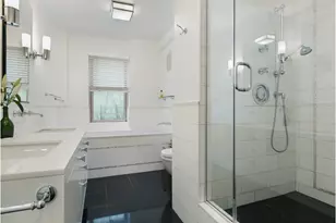 7 Lexington Ave, New York City, NY 10010 - Photo 5