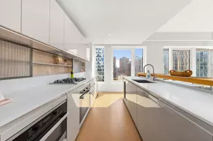 202 Broome St, New York City, NY 10002 - Photo 3