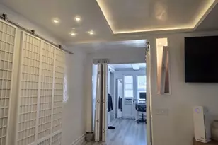 240 W 98th St, New York City, NY 10025 - Photo 7