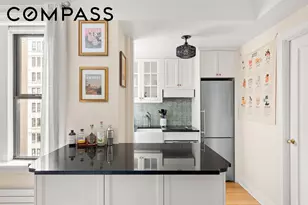 41 W 72nd St, New York City, NY 10023 - Photo 3