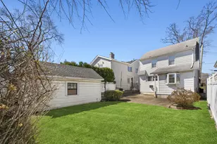 29-41 212th St, New York City, NY 11360 - Photo 23