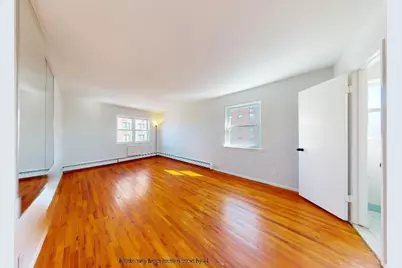 1213 Desmond Court, New York City, NY 11235 - Photo 25