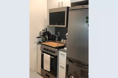 237 E 88th Street #302, New York City, NY 10128 - Photo 5