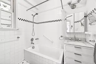 2109 Broadway, New York City, NY 10023 - Photo 9