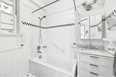 2109 Broadway #850, New York City, NY 10023 - Photo 9